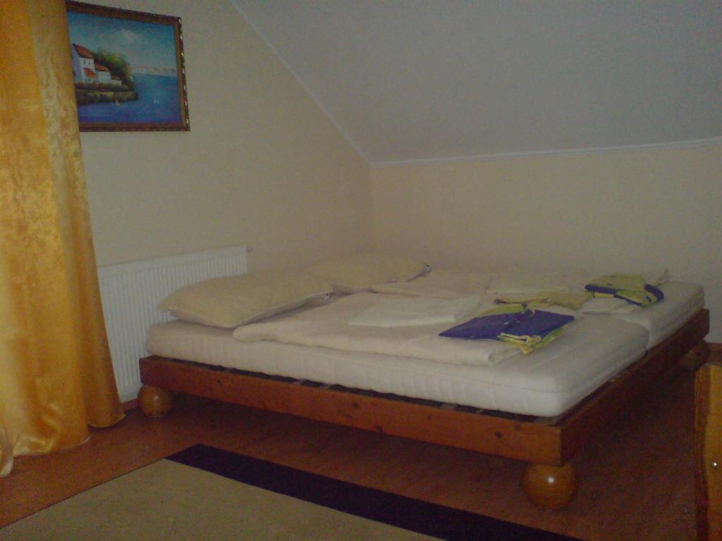 Szarvas Panzio Otel Erdőbénye Oda fotoğraf